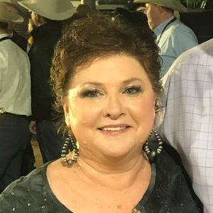 Meet your Posher, Phyllis